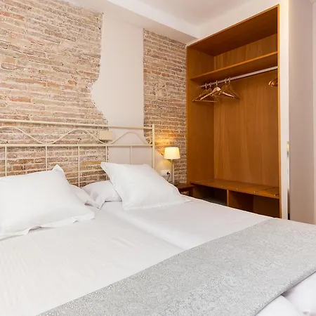 Unio Apartment *